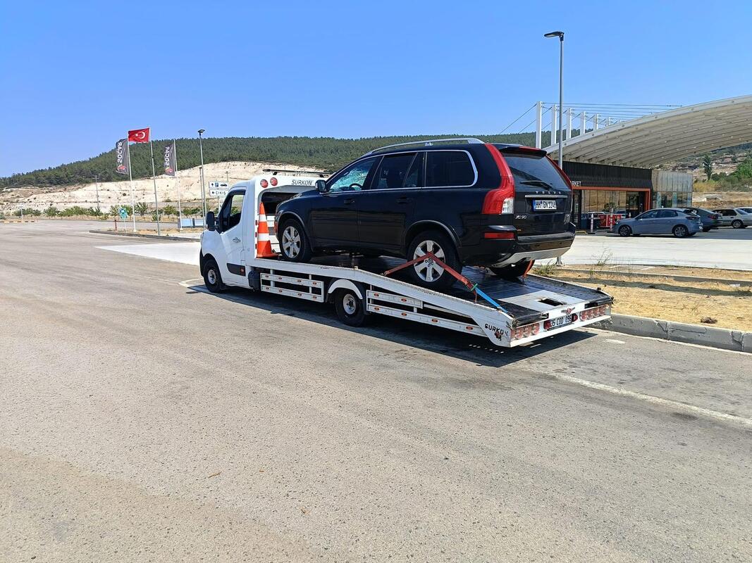Torbalı Çekici - BMW Taşıma Gece